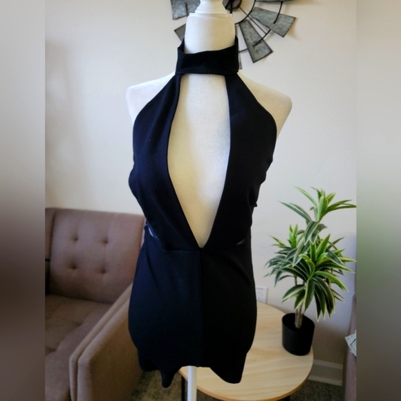 Fashion Nova women's Monrovia black Romper size M - Picture 1 of 11